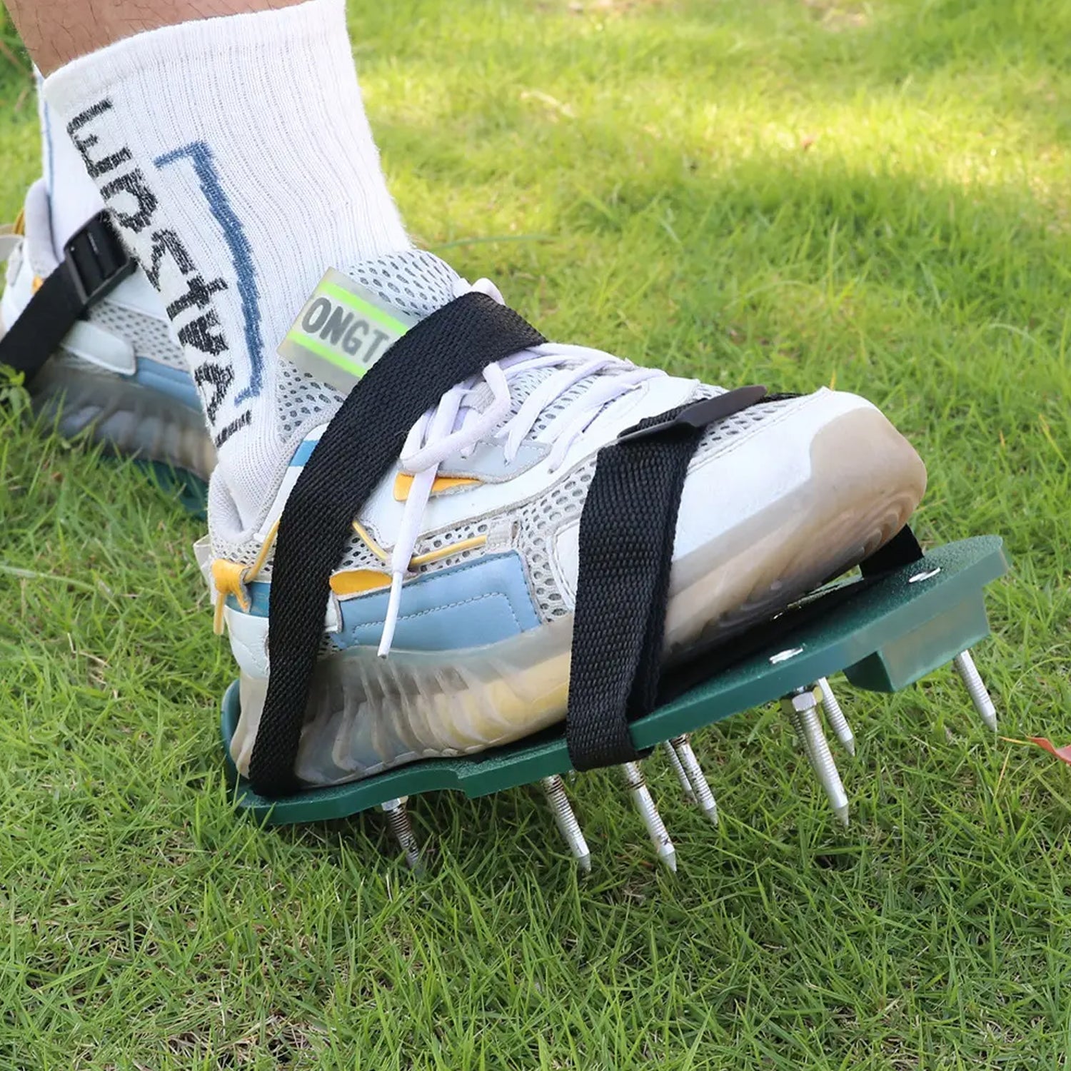 Lawn Aerator Sandals, Garden Grass Aerator Spiked Sandals Green Studded Shoes for Yard Patio Garden Excavation Lawn Aerator Sandals, Garden Grass Aerator Spiked Sandals Green Studded Shoes for Yard Patio Garden Excavation